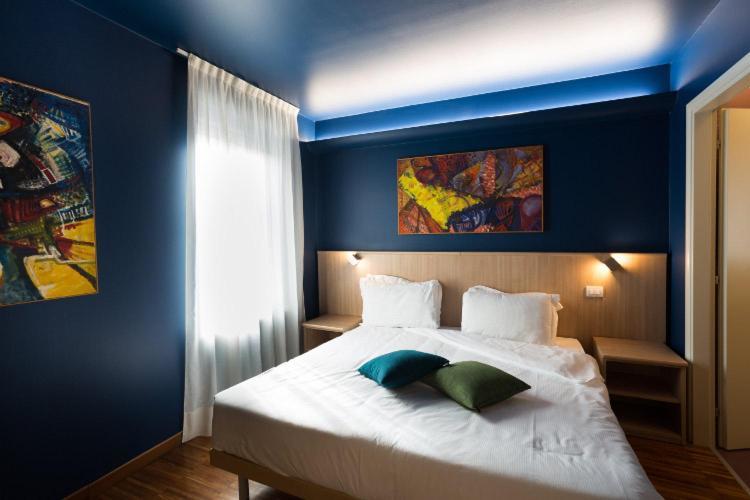 Albergo Residenza Al Teatro Udine Ngoại thất bức ảnh
