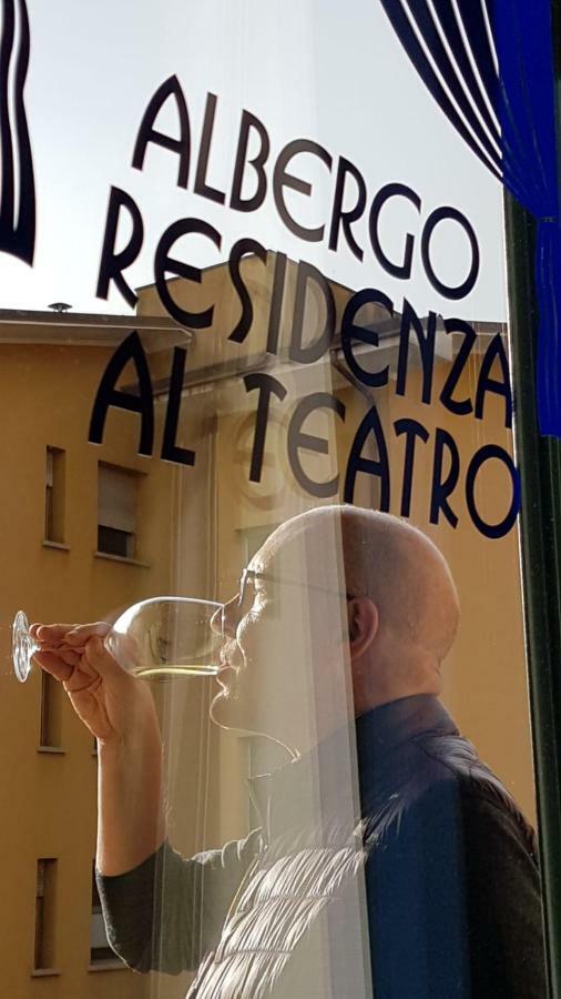 Albergo Residenza Al Teatro Udine Ngoại thất bức ảnh